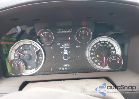 2018 Ram 1500 Laramie 4X4 5'7 Box from USA, damaged, VIN 1C6RR7NM4JS353839